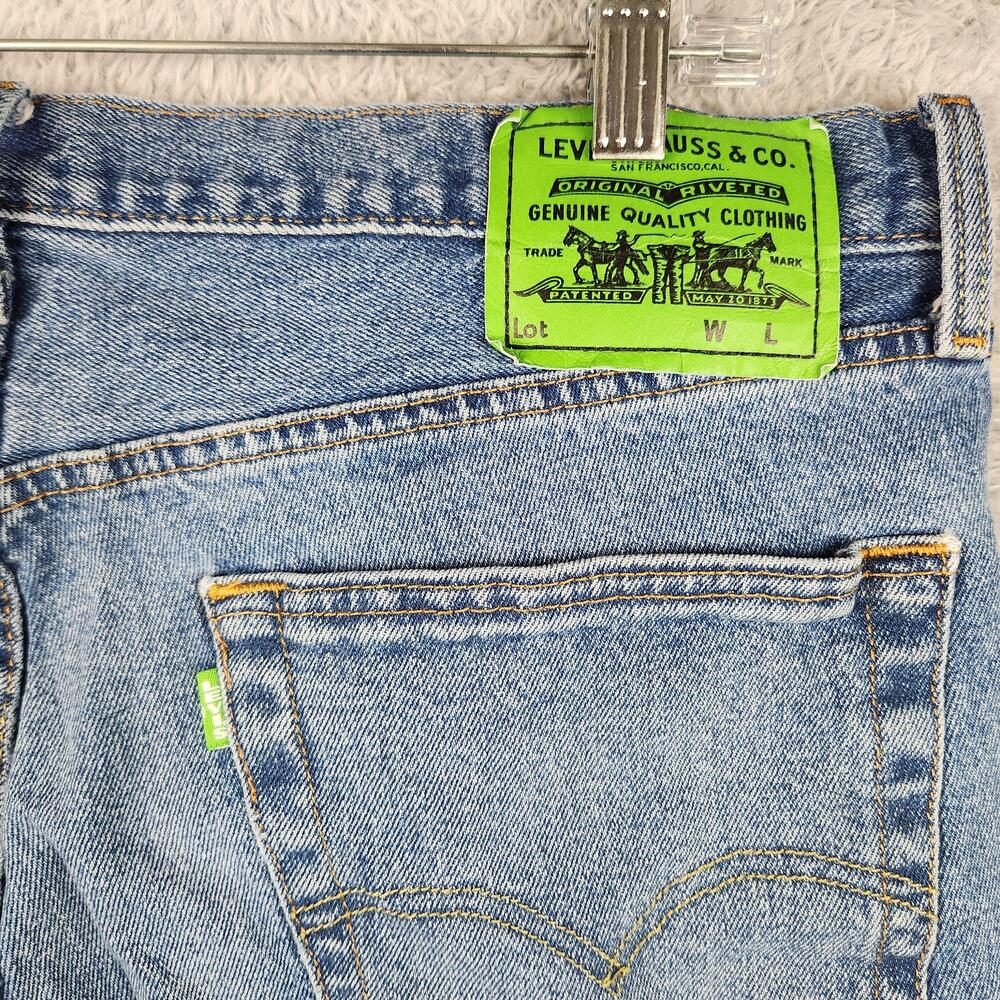 Levis 501 Jeans Mens 36x30 Light Wash Blue Straight Leg Distressed Big E Green